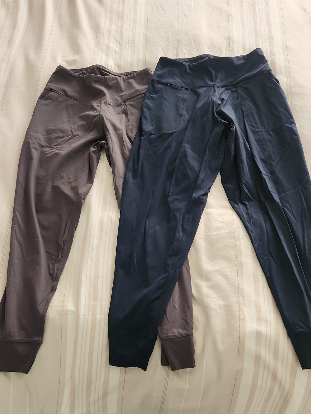 Gray & Navy Womens Jogger Leggings